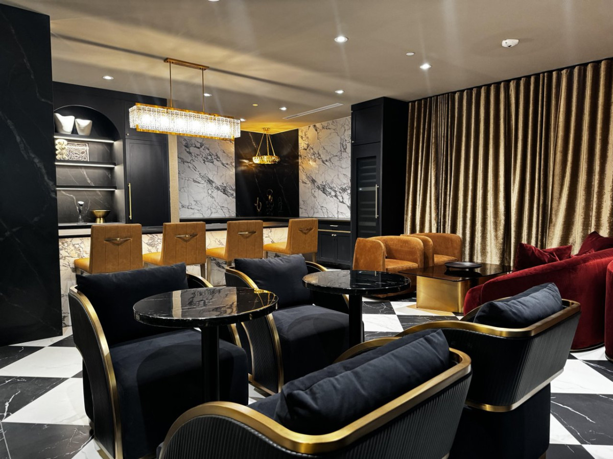 ​Hot new Winnipeg hotels & grand additions to our grandest properties - The Fort Garry Hotel's lux new Vice Regal Lounge